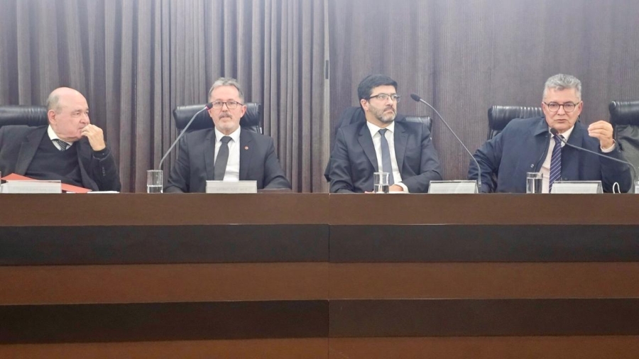 Da esq. para a dir., Luiz Carlos Levenzon, Paulo Joel Bender Leal, Francisco Rossal de Araújo e Raimar Machado
