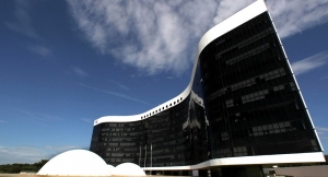 TSE cria comissão sugerida pelo IAB para ampliar a participação política das mulheres