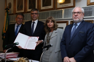 Da esq. para a dir., Antonio Laért Vieira Junior, Otávio Amaral Calvet, Rita Cortez e Carlos Roberto Schlesinger 