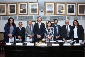 Da esq. para a dir., Ana Beatriz Busch, Thiers Montebello, Antonio Carlos Flores de Moraes, Luiz Felipe Conde, Marianna Montebello Willeman, Emerson Affonso da Costa Moura, Manoel Messias Peixinho e Ana Carolina Pinto De Nigris