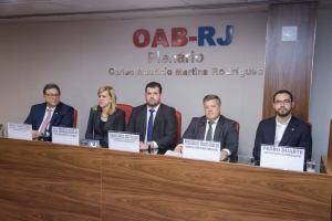 Da esq. para a dir., Arnon Velmovitsky, Ana Tereza Basilio, Carlos Gabriel Feijó, Frederico Price Grechi e Pedro Duarte