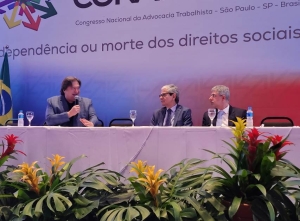 Da esq. para a dir., Pedro Serrano, Otavio Pinto e Silva e Sydney Sanches