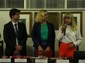 Da esq. para a dir., Emerson Affonso da Costa Moura, Valéria Farah Lopes de Lima e Rita Cortez