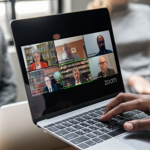 Da esq. para a dir., em cima, Eneá Stutz, Hariberto de Miranda Jordão Filho e Sérgio Sant'Anna; embaixo, Paulo Joel Bender Leal, Sydney Sanches e Cláudio Araújo Pinho