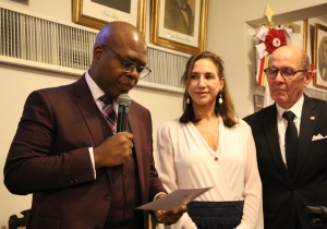 Da esq. para a dir., Silvio de Almeida, Marcia Dinis e Carlos José Santos da Silva