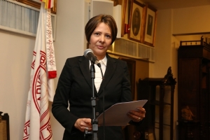 "A aprovação da proposta implicará a fratura do direito à informação e à participação comunitária". afirmou.