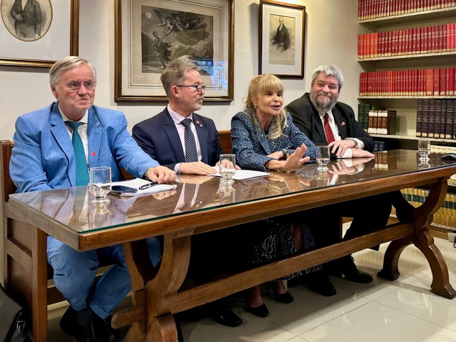 Da esq. para a dir., Aderson Bussinger, Paulo Joel Bender Leal, Rita Cortez e Antônio Seixas