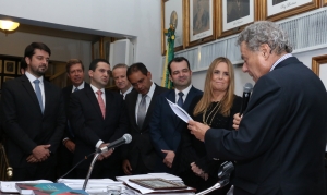 Da esq. para a dir., Maurício Dieter, Carlos Eduardo Konder Lins e Silva, Michel Saliba, Welington Ferreira, José Cardoso Dutra Júnior, Fábio Rogério Teixeira Dias de Almeida Carvalho, Mônica Goes de Andrade Mendes de Almeida e Técio Lins e Silva
