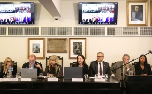 Da esq. para a dir., Monica Goes, Sebastião Reis, Rita Cortez, Marcia Dinis, Christiano Falk Fragoso, Técio Lins e Silva e Anelise Assumpção