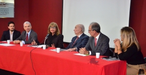 Da esq. para a dir., Vitor Pimentel Pereira, Gilberto Garcia, Rita Cortez, Candido Mendes, João Theotonio Mendes de Almeida Junior e Guiomar Mairovitch