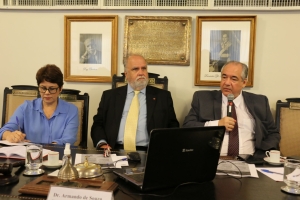 Da esq. para dir., Adriana Amaral, Armando de Souza e André Fontes