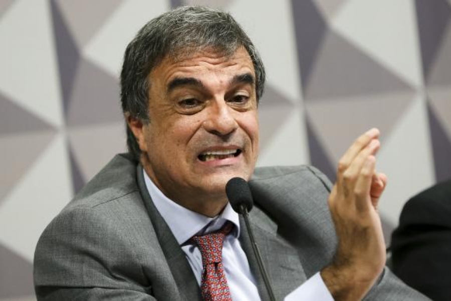 Instituto dos Advogados do Brasil diz que impeachment da Dilma é ilegal