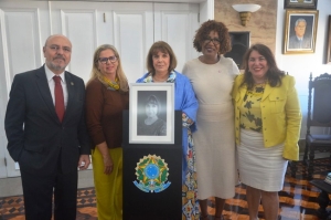 Da esq. para a dir., Marcus Vinicius Cordeiro, Clarissa Costa, Mery Bucker Caminha, Monica Alexandre e Janubia Castro (Divulgação TRT/RJ)