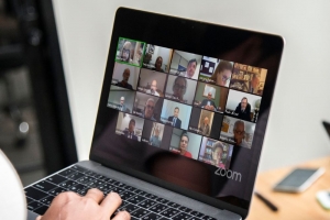 IAB é a favor da execução de títulos judiciais e extrajudiciais nos cartórios 