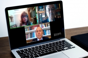 Cooperativismo é defendido como alternativa à crise econômica, em debate no IAB