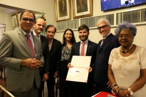 Da esq. para a dir., Jorge Rubem Folena, André Chame, Luiz Sérgio Chame, Marcia Dinis, João Luiz Baltasar Jardim, Carlos Eduardo Machado e Edmée da Conceição Cardoso