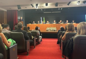 Carlos Eduardo Machado representa o IAB na posse do novo presidente do TRE-RJ