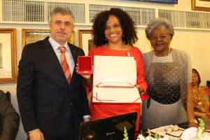 Da esq. para a dir., Sydney Sanches, Flávia Oliveira e Edmée da Conceição Cardoso