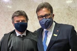 Arnon Velmovitsky representa o IAB na posse de Luiz Fux na presidência do STF 