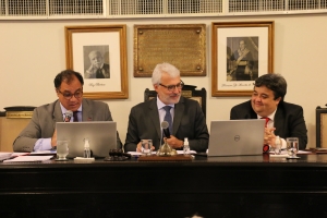 Da esq. para a dir., Jorge Rubem Folena, Carlos Eduardo Machado e Bernardo Gicquel