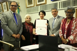 Da esq. para a dir., Jorge Rubem Folena, Flora Strozenberg, Deborah Sztajnberg, Sydney Sanches e Edmée da Conceição Ribeiro Cardoso