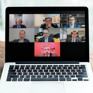 Da esq. para a dir., na linha de cima, Ilan Swartzman, Bernardo Gicquel e Thiago Lóes; na linha do meio, Wagner Ferreira, Luiz Eduardo Diniz Araújo e Gustavo de Marchi; na linha de baixo, Sydney Sanches