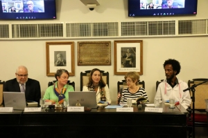 Da esq. para a dir., Carlos Schlesinger, Eliane Pszczol, Marcia DInis, Heliete Vaitsman e David Alfredo