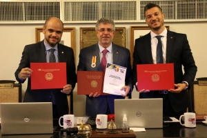 Da esq. para a dir., Sóstenes Carneiro Marquezine, Sydney Limeira Sanches e Bruno Franco Lacerda Martins