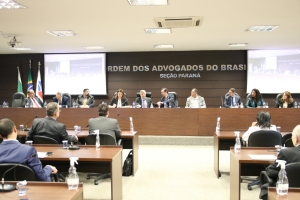 Ao tomar posse como representante do IAB no Paraná, Pinheiro Machado diz que escravidão continua existindo