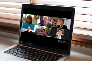 Brasileiro que preside entidade internacional diz que sem estado de direito não há advocacia 