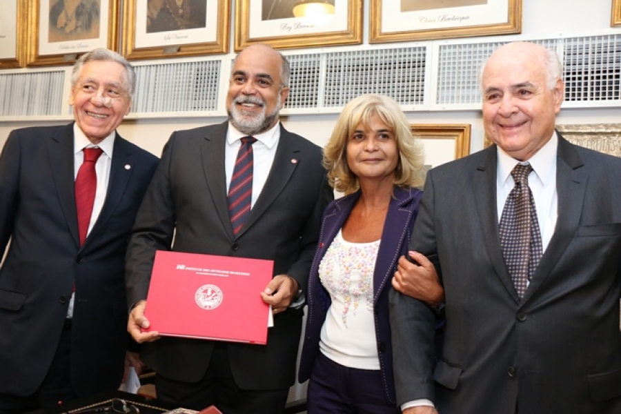 Rita Cortez dá posse a membro efetivo indicado por Técio Lins e Silva