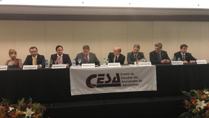 Da esq. para a dir., Rita Cortez, Juvêncio Vasconcelos Viana, Tiago Asfor Rocha Lima, Raul Araújo Filho, Cajé, Erinaldo Dantas, Cid Marconi Gurgel de Souza e Renato José Cury