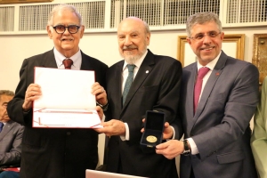 Da esq. para a dir., Antônio Cláudio Mariz de Oliveira, Sérgio Tostes e Sydney Limeira Sanches