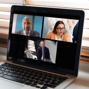 A partir do alto à esquerda, no sentido horário, André Luiz Nicolitt, Sylvia Chaves da Silva Ramos e Luciano Oliveira Aragão