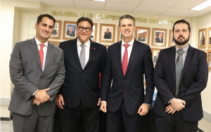 Da esq. para a dir., Antonio Aurélio Abi-Ramia Duarte, Arnon Velmovitsky, André Gustavo Corrêa de Andrade e Rodrigo Borges Valadão