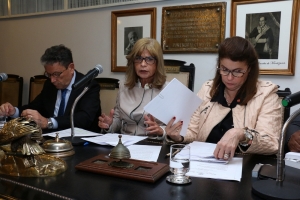 Da esq. para a a dir., Antonio Laért Vieira Junior, Rita Cortez e Adriana Brasil Guimarães