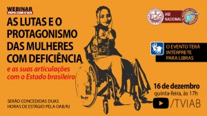 Cartaz de fundo laranja. No centro está o desenho de uma mulher cadeirante. Ela tem os cabelos trançados rente à cabeça, usa blusa escura sem manga e calça clara. Olha para frente e sorri. No resto do cartaz, concentram-se as informações do evento.