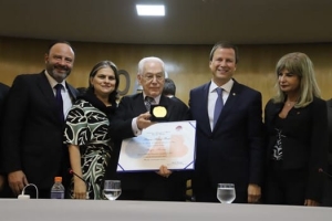 Da esq. para a dir., Luiz Claudio Chaves; Vânia Guerreiro, Sérgio Ferraz, Claudio Lamachia e Rita Cortez