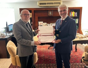 Da esq. para a dir., José Alberto Couto Maciel e Carlos Eduardo Machado