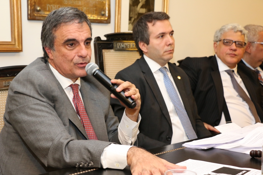 Da esq. para a dir., José Eduardo Cardozo, Marcello Oliveira, Manoel Messias Peixinho e José Ribas Vieira