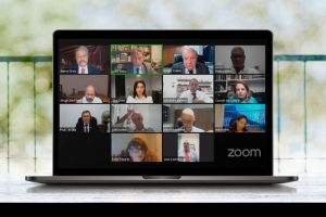 Jurista Juarez Cirino dos Santos e sua filha tomam posse como membros efetivos