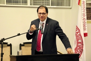 Luís Antônio Camargo de Melo