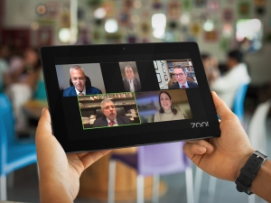  Da esq. para a dir., no alto, Fábio Medina Osório, Breno Dias de Paula e Gilliard Nobre Rocha; embaixo, Sydney Limeira Sanches e Leila Pose Sanches