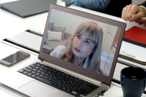 Presidente do IAB afirma que ‘a lógica econômica do neoliberalismo é perversa’