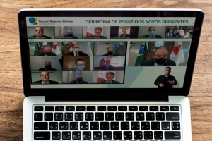 André Marques representa o IAB na posse da nova direção do TRE/MG 