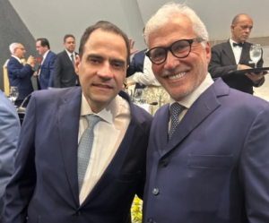  Da esq. para a dir., Beto Simonetti e Carlos Eduardo Machado